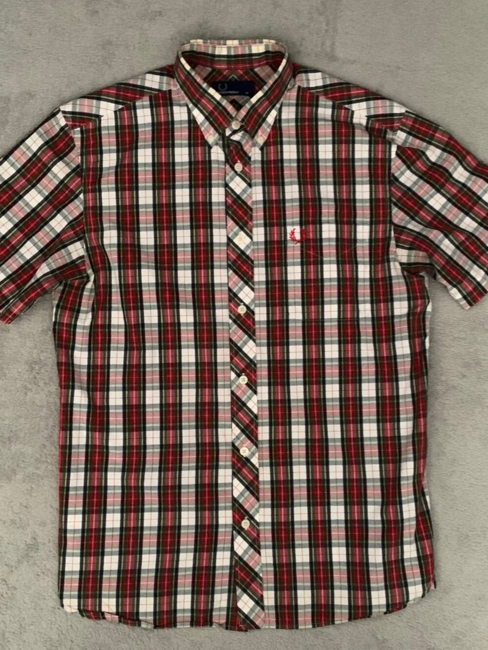 Fred Perry Button-Down Short Sleeve. Medium. Authentic Fred Perry.